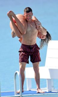 Danielle Lloyd feet photo thumbnail
