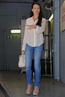 Danielle Lloyd feet photo thumbnail