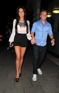Danielle Lloyd feet photo thumbnail