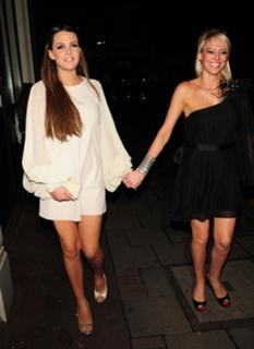 Danielle Lloyd feet photo thumbnail