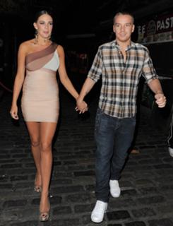 Danielle Lloyd feet photo thumbnail
