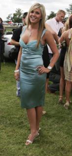 Danielle Lloyd feet photo thumbnail