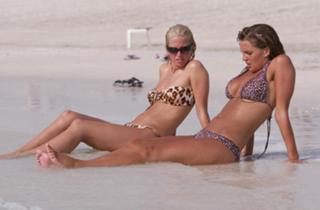 Danielle Lloyd feet photo thumbnail