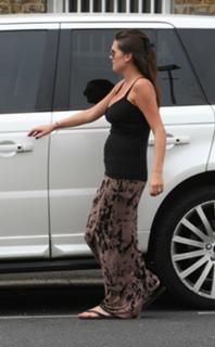 Danielle Lloyd feet photo thumbnail