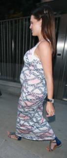 Danielle Lloyd feet photo thumbnail