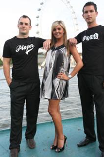 Danielle Lloyd feet photo thumbnail