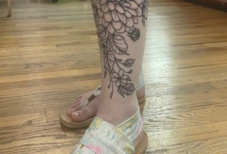 Danielle Mackey feet photo 2