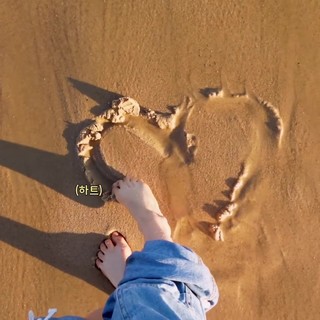 Danielle Marsh feet photo 19