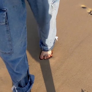Danielle Marsh feet photo 13