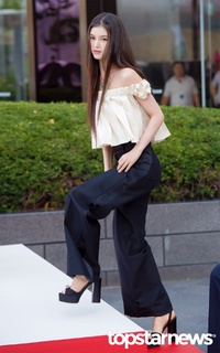 Danielle Marsh feet photo 19