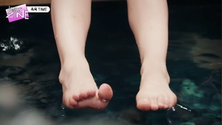 Danielle Marsh feet photo 17