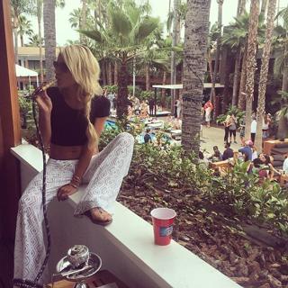 Danielle Mathers feet photo 14