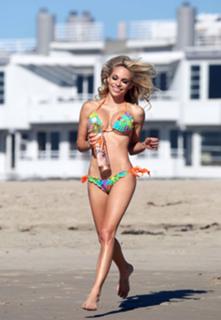 Danielle Mathers feet photo 12
