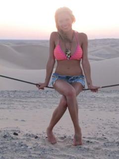Danielle Mathers feet photo 16