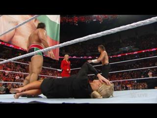 Danielle Moinet feet photo thumbnail