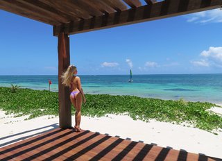 Danielle Moinet feet photo thumbnail
