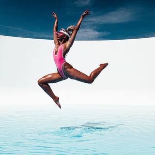 Danielle Moinet feet photo thumbnail