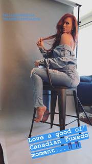 Danielle Moinet feet photo thumbnail