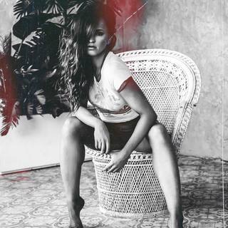 Danielle Moinet feet photo thumbnail