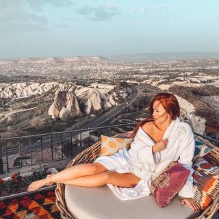 Danielle Moinet feet photo thumbnail