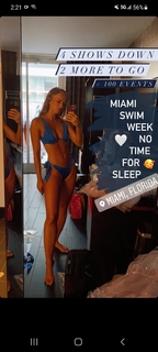 Danielle Moinet feet photo thumbnail