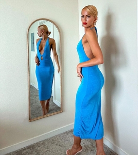 Danielle Moinet feet photo thumbnail