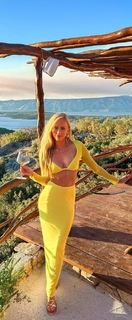 Danielle Moinet feet photo thumbnail