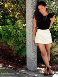 Danielle Nicolet feet photo thumbnail