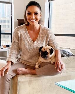 Danielle Nicolet feet photo thumbnail