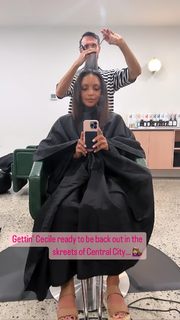 Danielle Nicolet feet photo thumbnail