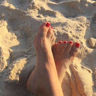 Danielle Noce feet photo 4