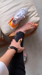 Danielle Noce feet photo 5