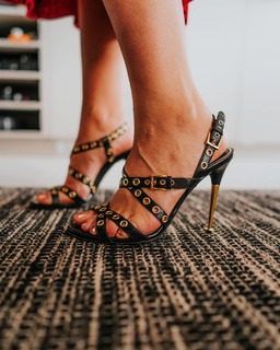 Danielle Noce feet photo 10