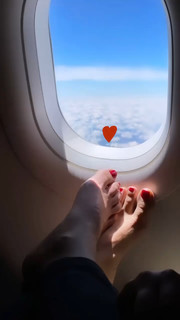 Danielle Noce feet photo 5