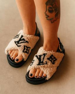 Danielle Noce feet photo 3
