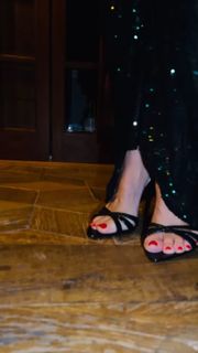 Danielle Noce feet photo 11