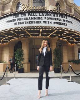 Danielle Panabaker feet photo thumbnail