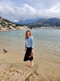 Danielle Panabaker feet photo thumbnail