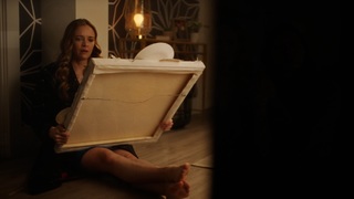 Danielle Panabaker feet photo thumbnail