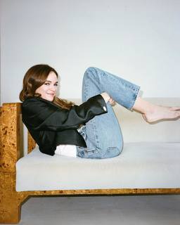 Danielle Panabaker feet photo thumbnail