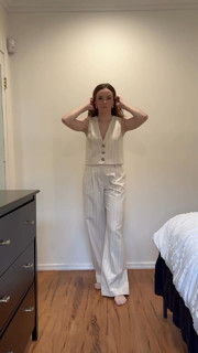 Danielle Panabaker feet photo thumbnail