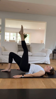 Danielle Panabaker feet photo thumbnail