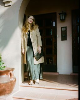 Danielle Panabaker feet photo thumbnail