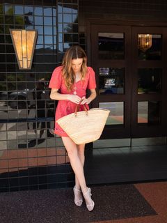 Danielle Panabaker feet photo thumbnail