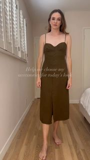 Danielle Panabaker feet photo thumbnail