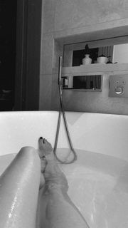 Danielle Panabaker feet photo thumbnail