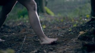 Danielle Rose Russell feet photo thumbnail