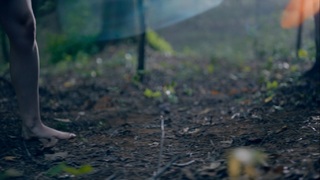 Danielle Rose Russell feet photo thumbnail