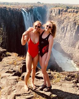 Danielle Savre feet photo thumbnail