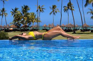 Danielle Souza feet photo 17